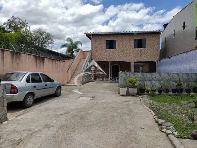 Casa com 400m² 3 quartos e 3 banheiros, à venda, no bairro Boracéia em Bertioga