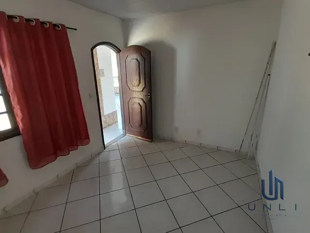 Casa 2 quartos e 1 banheiro, à venda, no bairro Retiro em Volta Redonda