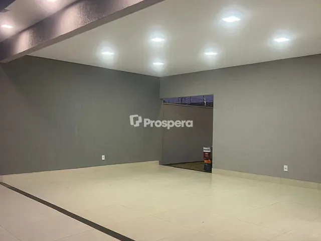 Casa com 300m² 3 quartos e 3 banheiros, à venda, no bairro Residencial Cerejeiras em Anápolis