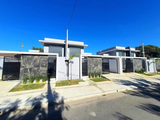 Casa com 118m² 3 quartos e 2 banheiros, à venda, no bairro Serramar em Rio das Ostras