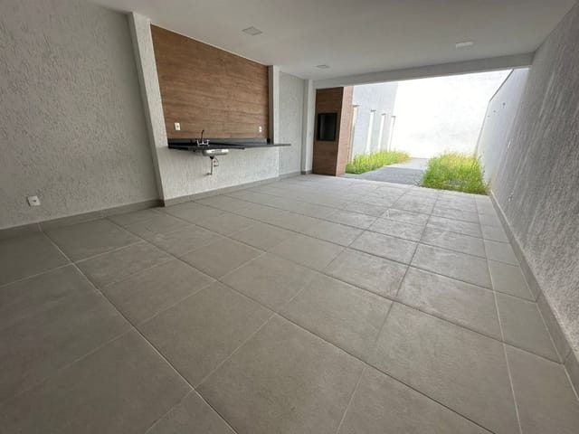 Casa com 120m² 4 quartos e 1 banheiro, à venda, no bairro Guaratiba em Rio de Janeiro