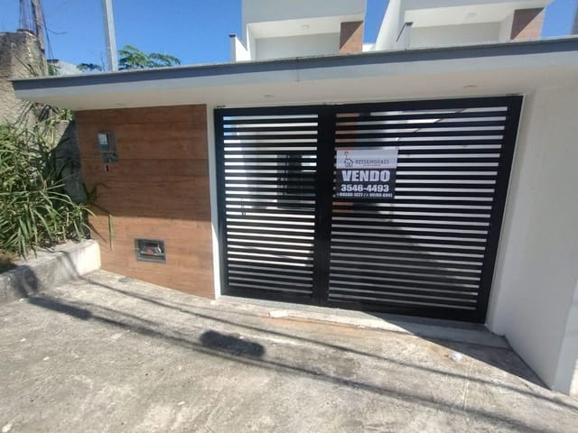 Casa com 120m² 4 quartos e 1 banheiro, à venda, no bairro Guaratiba em Rio de Janeiro
