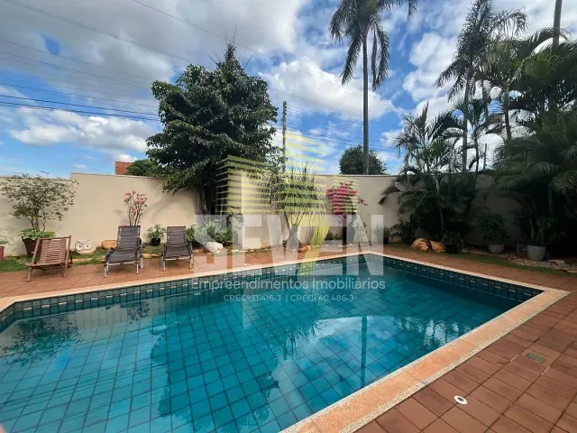 Casa com 755m² 5 quartos e 5 banheiros, à venda, no bairro Residencial Tivoli em Bauru