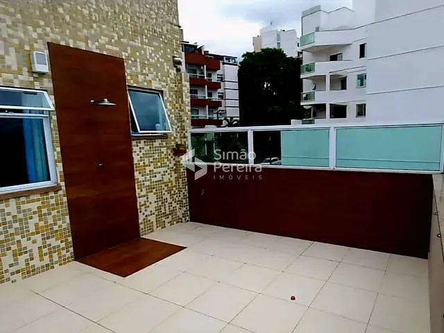 Casa 3 quartos e 3 banheiros, à venda, no bairro Teixeiras em Juiz de Fora