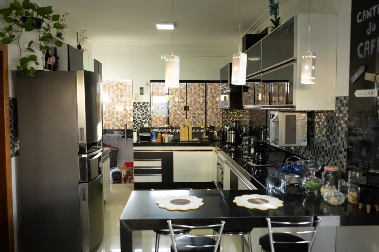 Casa, 5 quartos, 300 m² - Foto 19