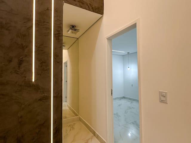 Casa 2 quartos e 2 banheiros, à venda, no bairro Campo Grande em Rio de Janeiro