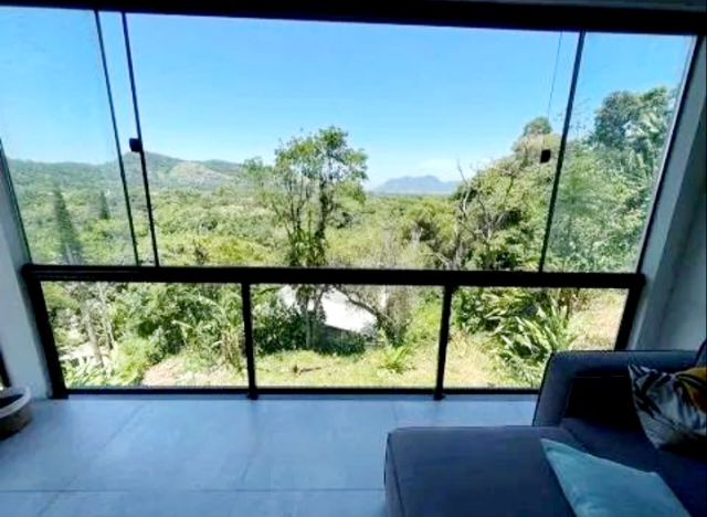 Casa com 1800m² 3 quartos e 4 banheiros, à venda, no bairro Vargem Grande em Rio de Janeiro