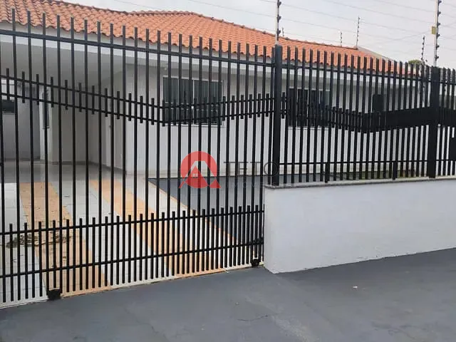 Casa 3 quartos e 2 banheiros, para alugar, no bairro Jardim Liberdade em Maringá