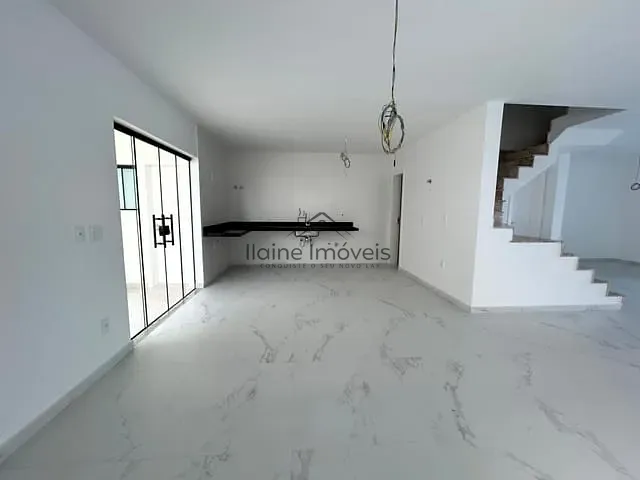 Casa com 175m² 3 quartos e 4 banheiros, à venda, no bairro Recreio dos Bandeirantes em Rio de Janeiro