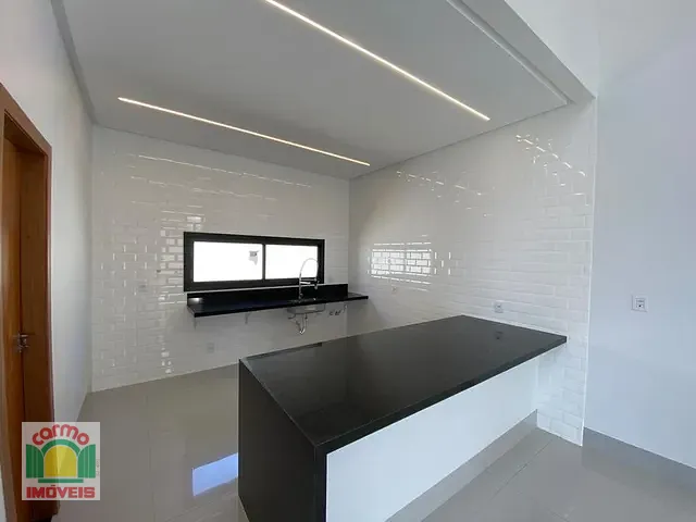 Casa com 418m² 3 quartos e 4 banheiros, à venda, no bairro Anápolis City em Anápolis