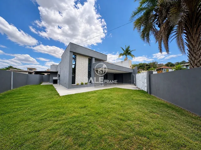 Casa com 500m² 4 quartos e 4 banheiros, à venda, no bairro Setor Habitacional Arniqueira (Águas Claras) em Brasília