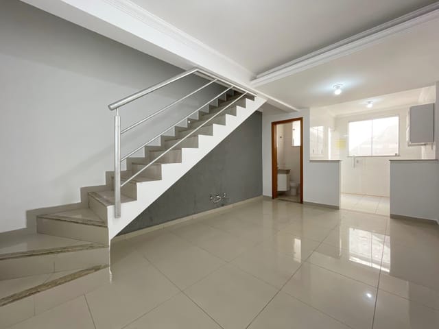 Foto do Casa - Casa geminada para locação com 2 quartos, armários planejados, e uma vaga coberta, Planalto, Belo Horizonte, MG | Deltalar Imóveis