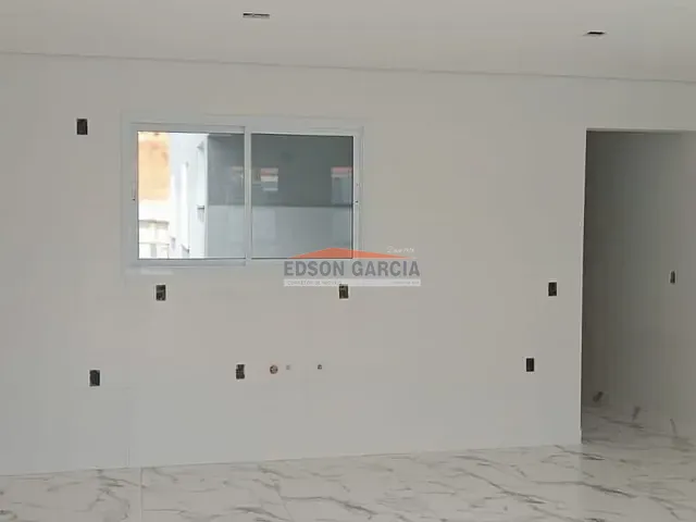 Casa 2 quartos e 1 banheiro, à venda, no bairro Parque São Bento em Sorocaba