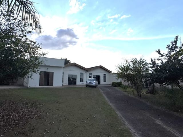 Casa com 1000m² 3 quartos e 1 banheiro, à venda, no bairro Parque Santa Maria em Tatuí