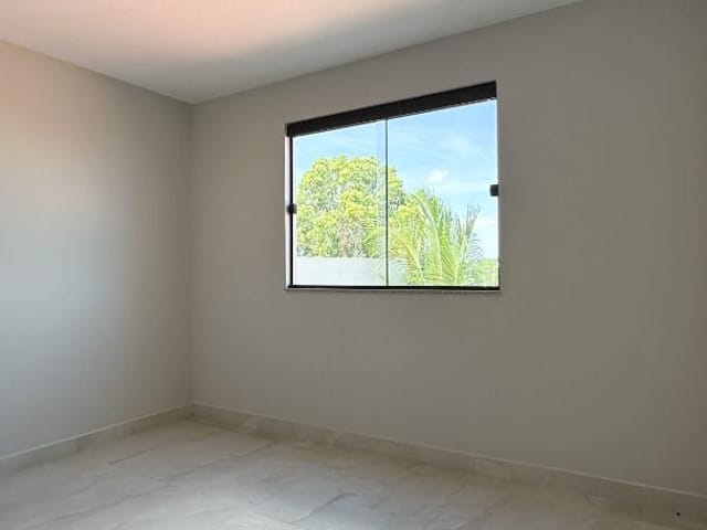 Casa com 224m² 3 quartos e 3 banheiros, à venda, no bairro Morada de Laranjeiras em Serra