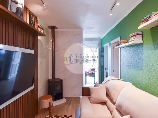 Casa 2 quartos e 1 banheiro, à venda, no bairro Areal em Pelotas