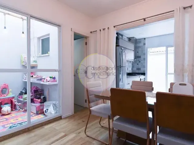 Casa 2 quartos e 1 banheiro, à venda, no bairro Areal em Pelotas