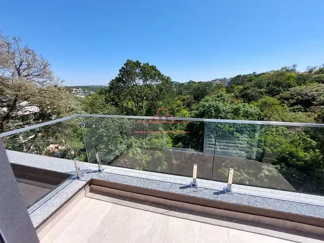 Casa com 450m² 3 quartos e 2 banheiros, à venda, no bairro Tarumã em Santana de Parnaíba