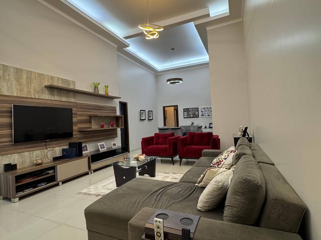 Casa com 1000m² 3 quartos e 4 banheiros, à venda, no bairro Jardim das Orquídeas em Nova Mutum