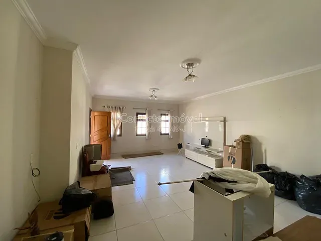Casa 3 quartos e 2 banheiros, à venda, no bairro Jardim das Tulipas em Holambra