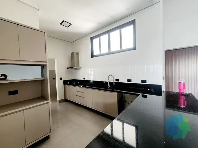 Casa com 508m² 3 quartos e 3 banheiros, à venda, no bairro Portal dos Bandeirantes em Salto