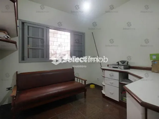 Casa com 212m² 3 quartos e 1 banheiro, à venda, no bairro Vila Guarani em Mauá
