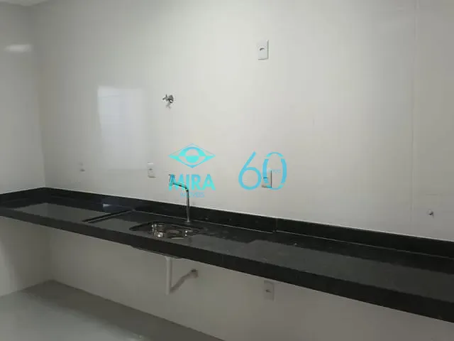 Casa com 180m² 3 quartos e 3 banheiros, à venda, no bairro Setor Três Marias em Goiânia