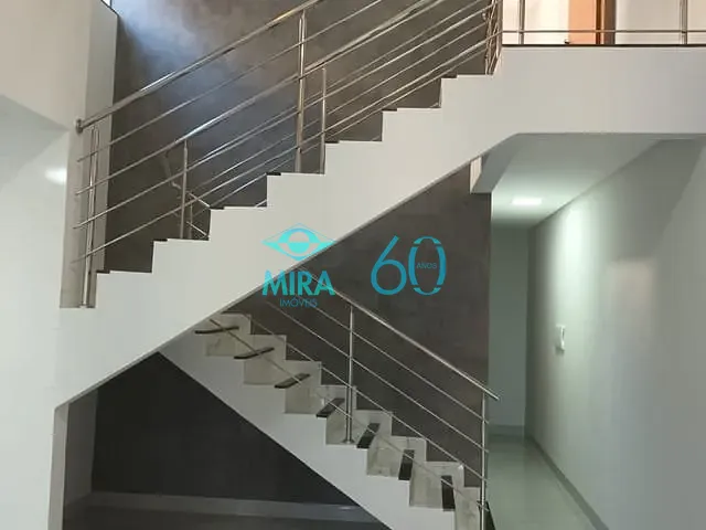 Casa com 180m² 3 quartos e 3 banheiros, à venda, no bairro Setor Três Marias em Goiânia