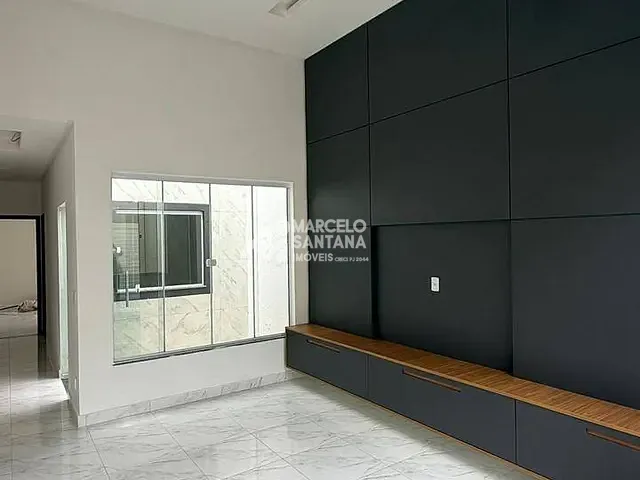 Casa 2 quartos e 3 banheiros, à venda, no bairro São Pedro em Vitória da Conquista