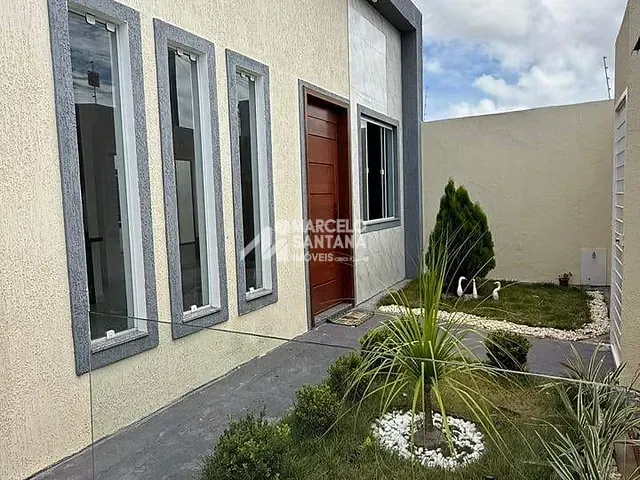 Casa 2 quartos e 3 banheiros, à venda, no bairro São Pedro em Vitória da Conquista