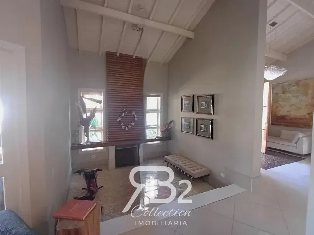 Casa 4 quartos e 6 banheiros, para alugar, no bairro Vista Alegre em Vinhedo