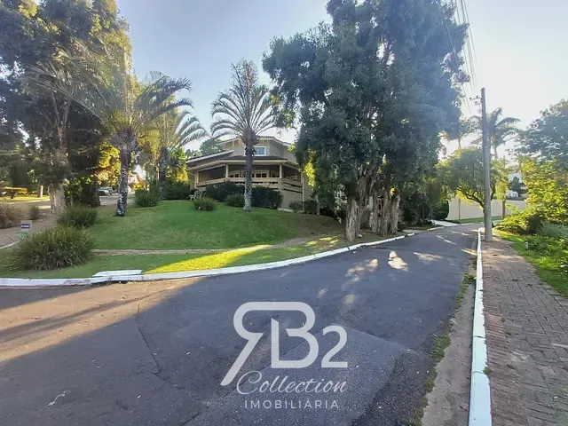 Casa 4 quartos e 6 banheiros, para alugar, no bairro Vista Alegre em Vinhedo