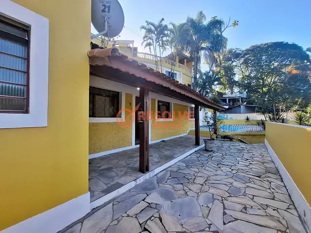 Casa com 632m² 3 quartos e 3 banheiros, à venda, no bairro Morro Branco em Guararema