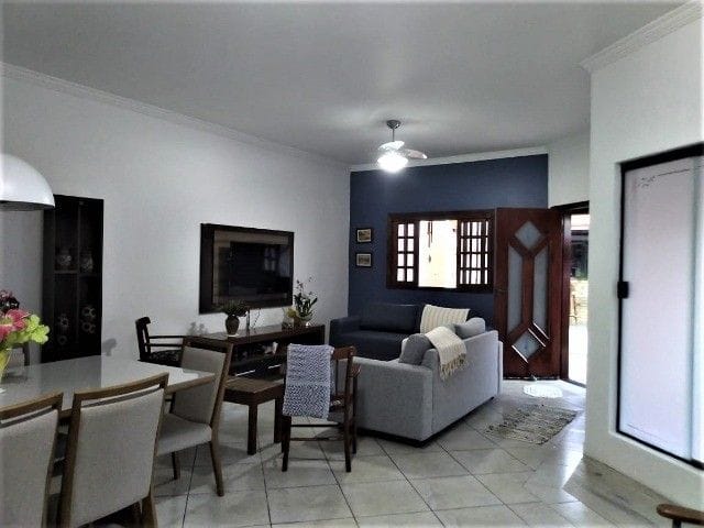 Foto do Casa - Casa com 3 dormitórios à venda, 200 m² por R$ 800.000,00 - Jardim Santa Maria - Jacareí/SP | RUSSI IMÓVEIS