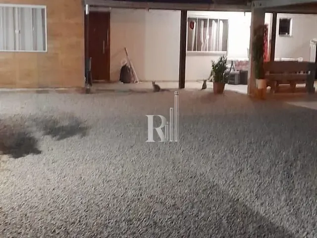 Casa 3 quartos e 2 banheiros, à venda, no bairro xv de novembro em Tijucas