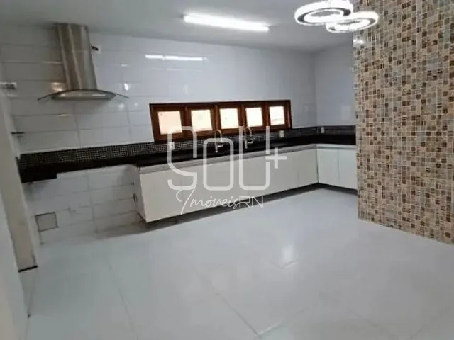 Casa 3 quartos e 3 banheiros, à venda, no bairro Pitimbu em Natal