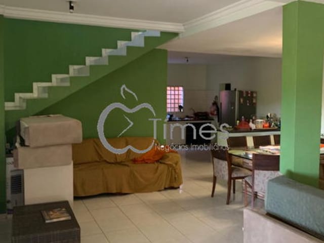 Casa com 569m² 4 quartos e 4 banheiros, à venda, no bairro Setor Sevene em Goiânia