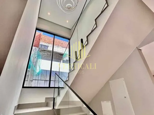 Casa com 306m² 5 quartos e 6 banheiros, à venda, no bairro Morada dos Nobres em Cuiabá