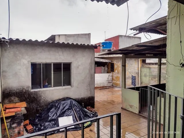 Casa com 300m² 2 quartos e 2 banheiros, à venda, no bairro Jardim Santo Alberto em Santo André