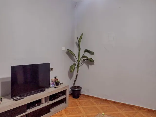 Casa com 300m² 2 quartos e 2 banheiros, à venda, no bairro Jardim Santo Alberto em Santo André
