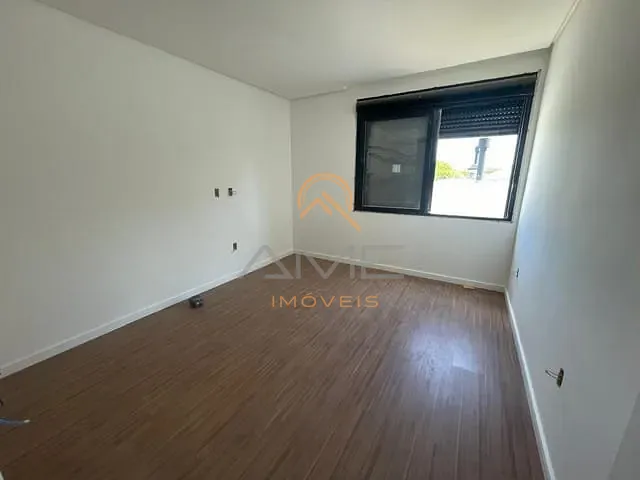 Casa 3 quartos e 1 banheiro, à venda, no bairro Três Vendas em Pelotas