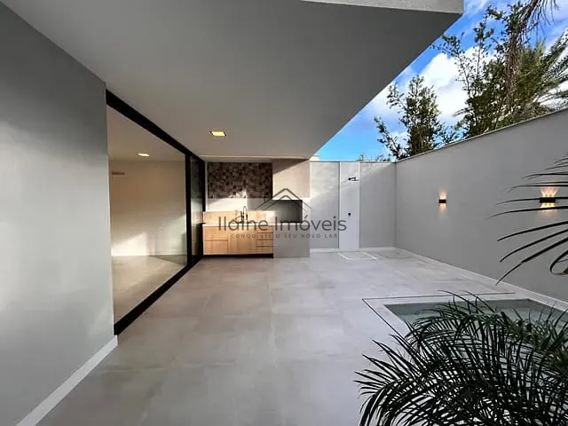 Casa com 189m² 4 quartos e 5 banheiros, à venda, no bairro Recreio dos Bandeirantes em Rio de Janeiro