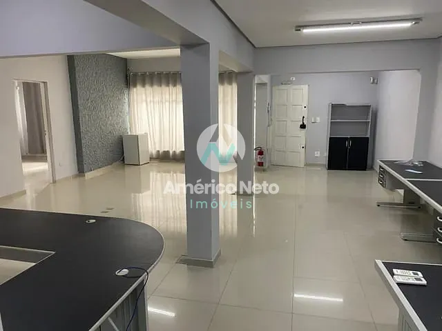 Casa com 200m², para alugar, no bairro Barcelona em São Caetano do Sul