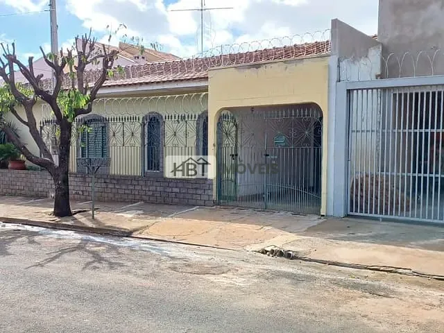Casa 3 quartos e 1 banheiro, à venda, no bairro Vila Santa Rosa em Bauru