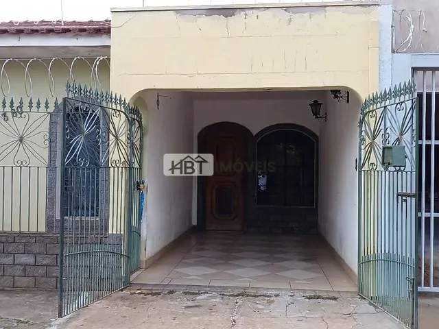 Casa 3 quartos e 1 banheiro, à venda, no bairro Vila Santa Rosa em Bauru