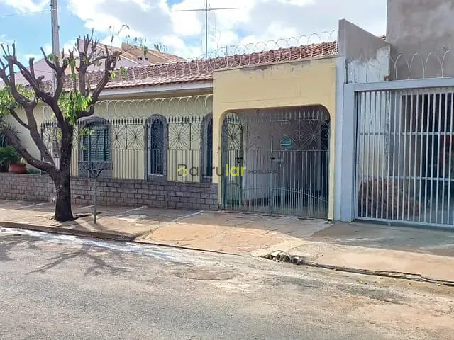 Casa 3 quartos e 1 banheiro, à venda, no bairro Vila Santa Rosa em Bauru