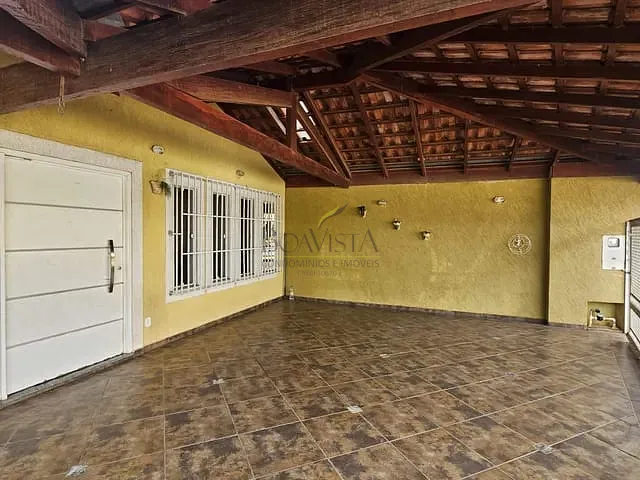 Casa com 296m² 3 quartos e 3 banheiros, à venda, no bairro Boa Vista em Piracaia