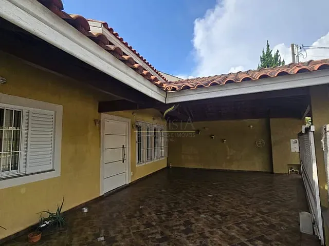 Casa com 296m² 3 quartos e 3 banheiros, à venda, no bairro Mirante do Cachoeira em Piracaia