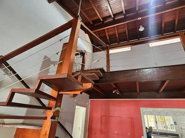 Casa com 296m² 3 quartos e 3 banheiros, à venda, no bairro Mirante do Cachoeira em Piracaia