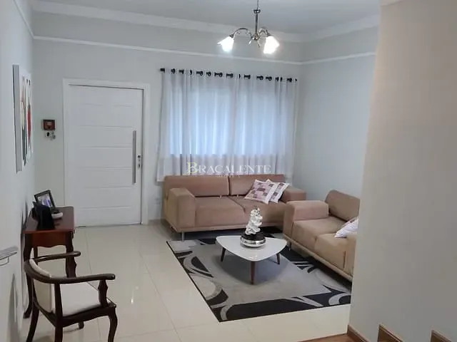 Casa com 632m² 4 quartos e 4 banheiros, à venda, no bairro Jardim São Francisco em Valinhos